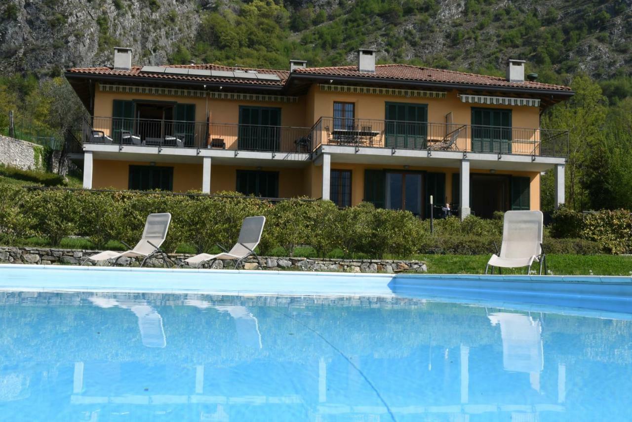 Apartment Gli Ulivi - Tremezzina トレメッツォ エクステリア 写真